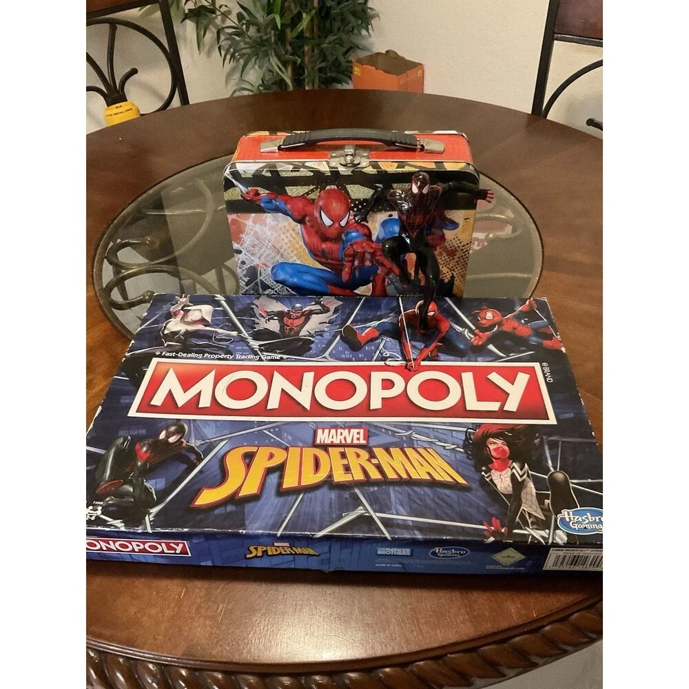 Monopoly Spider-Man Bundle CollectParker Brothers Marvel Lunch Box Action Figure